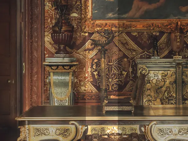 In Plain Sight: bronze oil lamp